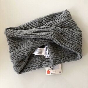 🆕NWT Zara Knit Crossover Neck Warmer